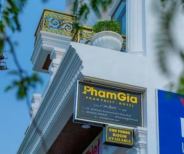 Khách sạn Phạm Gia Phan Thiết