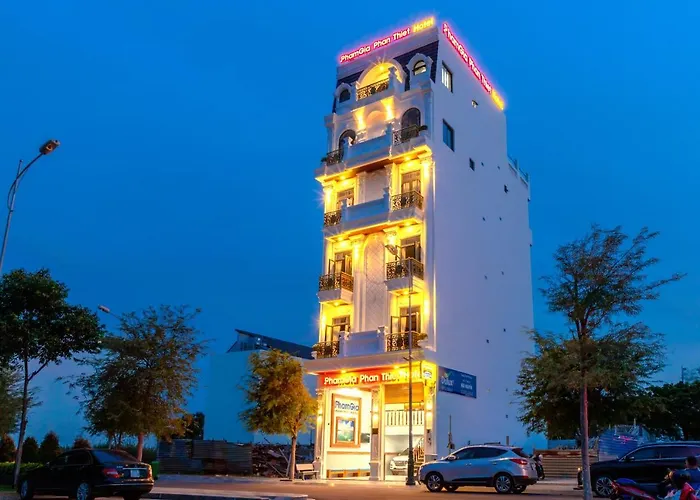 Khách sạn Phạm Gia Phan Thiết